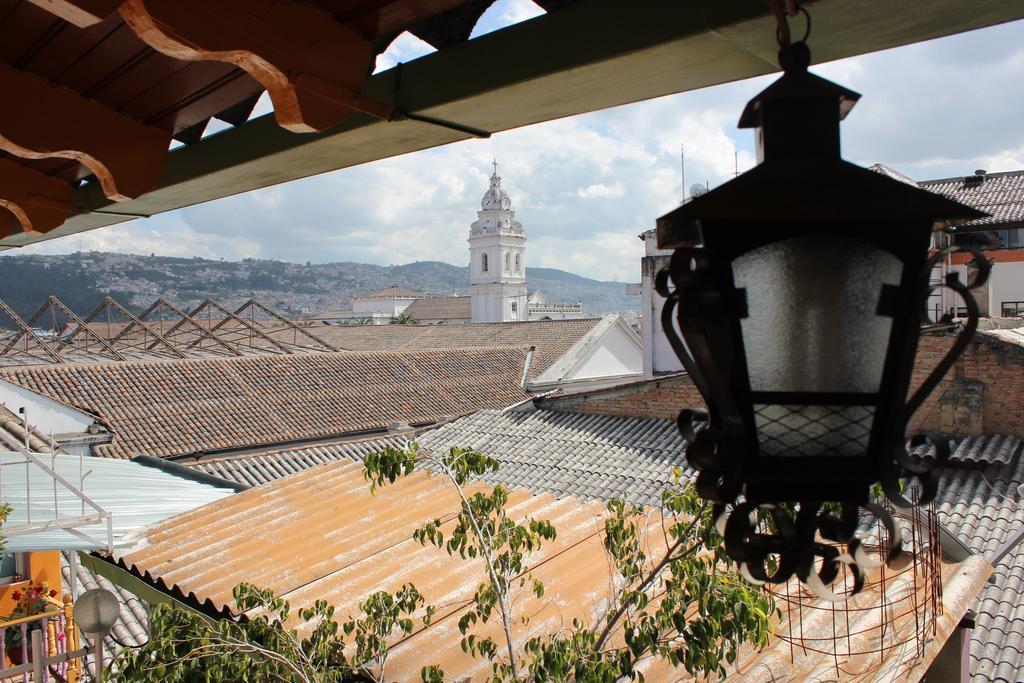 Yumbo Imperial 2* Quito