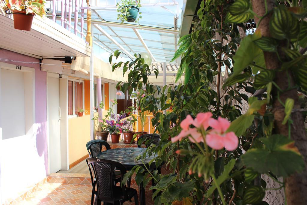 Yumbo Imperial Hotel